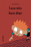 LUCAS MIRA HACIA ABAJO  CARTONE
