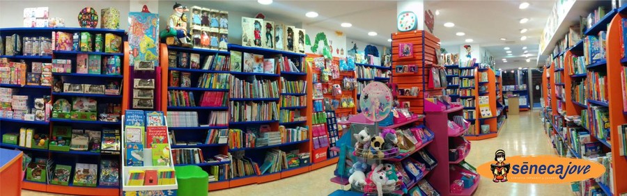 NUESTRA LIBRERA INFANTIL Y JUVENIL